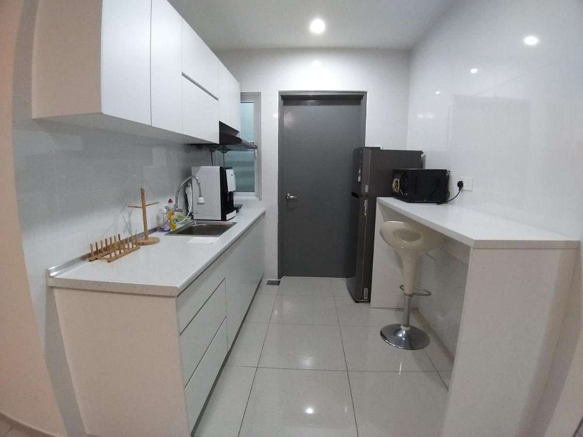 New Vacation Homestay @Forest Valley Каджанг Екстериор снимка